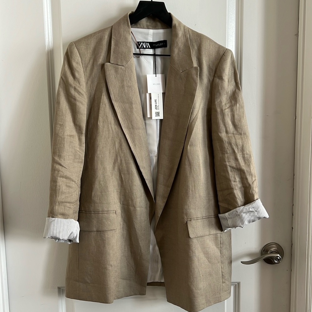 Zara blazer. Never worn. New with tags